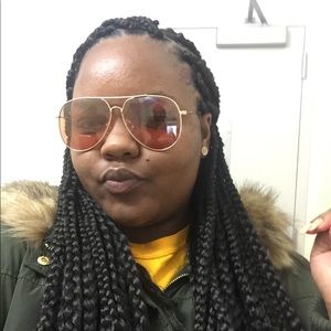 Meet your Posher, Krystal